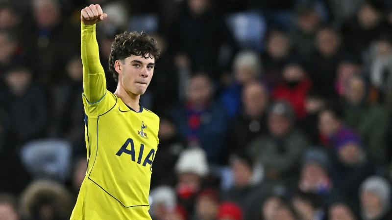 5犯离场！韦瑟斯庞10中5得到20分3篮板5助攻（犯满离场！韦瑟斯庞10投5中拿下20分3篮板5助攻）