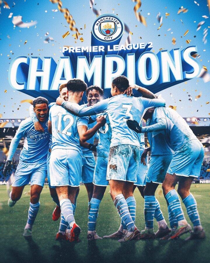 远在迈阿密心系罗马，托蒂和坎德拉用手机观看老东家焦点大战（托蒂、坎德拉身在迈阿密仍关注罗马，用手机追看老东家焦点战）