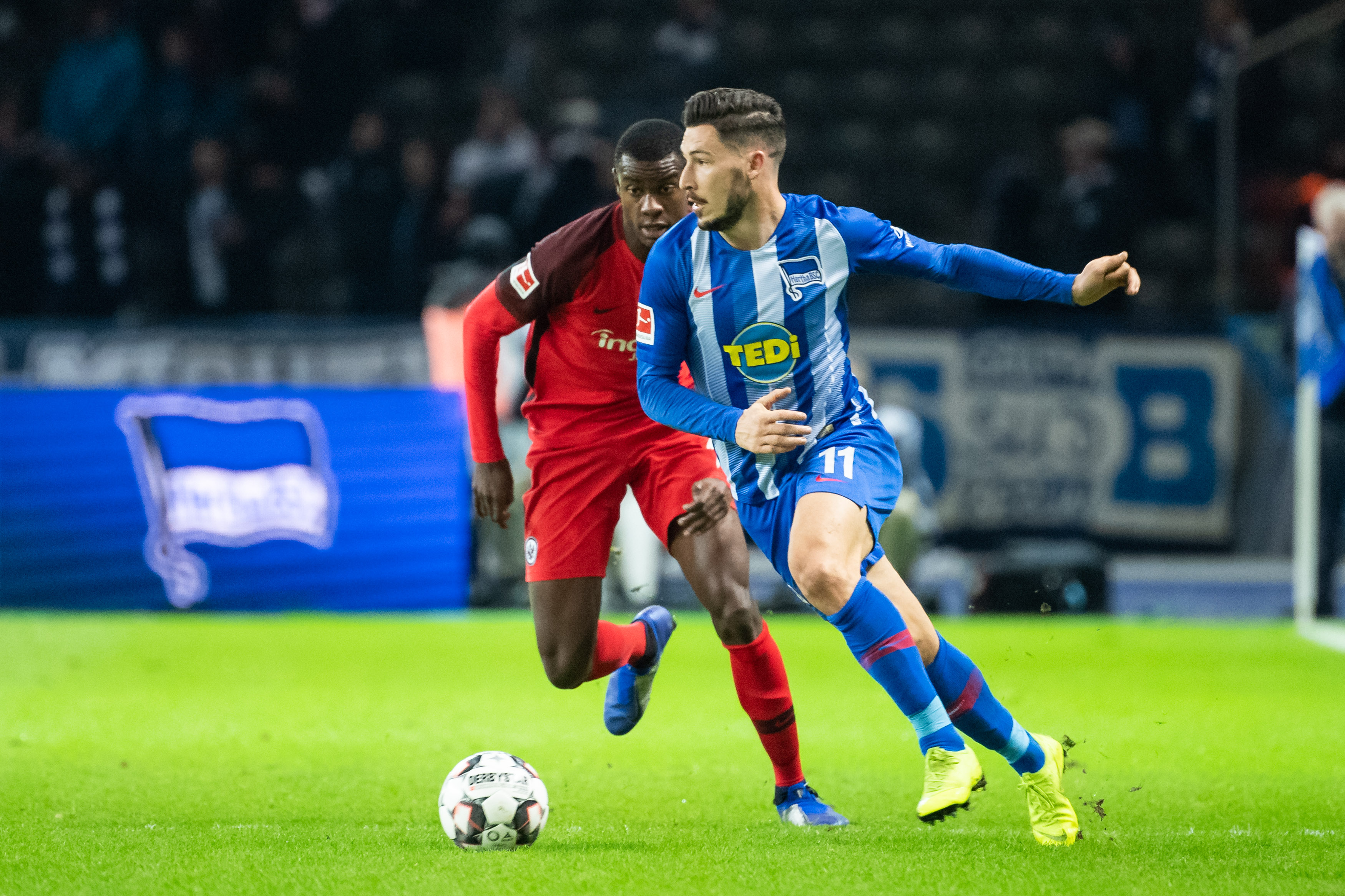 斯基拉：比萨想租借国米的卡尔博尼和罗马的皮西利（斯基拉：比萨寻求租借国米卡尔博尼与罗马皮西利）