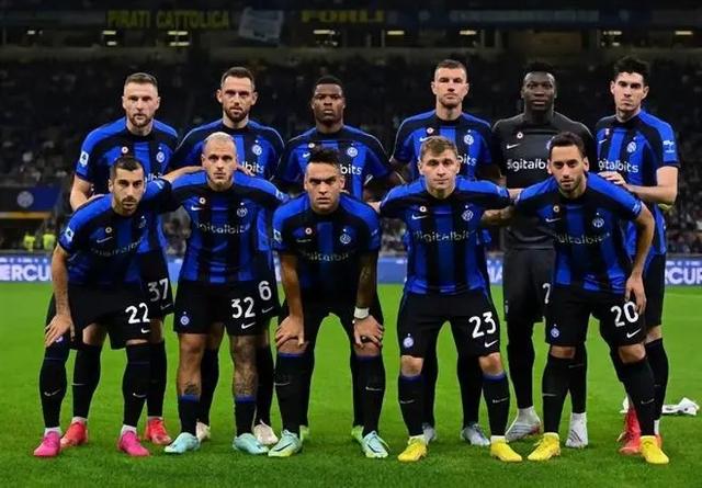 中超：上海海港3-1击败长春亚泰（中超战报：上海海港3比1力克长春亚泰）