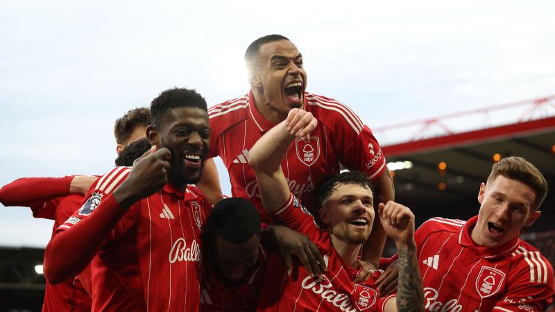 斯图尔特谈雄鹿防守：这是成年人的赛场，他们竟然还在用联防（斯图尔特评雄鹿防守：成年人的赛场，他们竟还打联防）