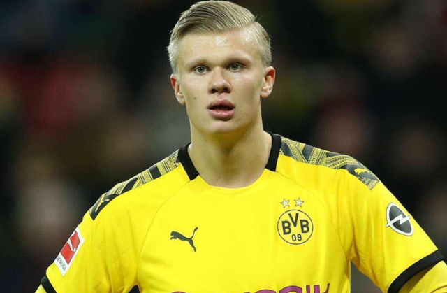 武汉女足1-1纳萨夫女足，唐涵造乌龙，马君失点，奥乌苏失空门（武汉女足1-1战平纳萨夫：唐涵逼乌龙，马君失点，奥乌苏空门偏出）