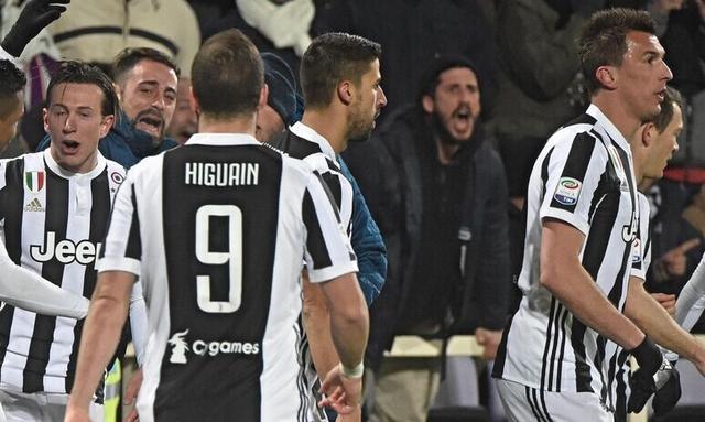 谌贻琴出席国家足球青训中心揭牌仪式（谌贻琴出席国家足球青训中心揭牌活动）