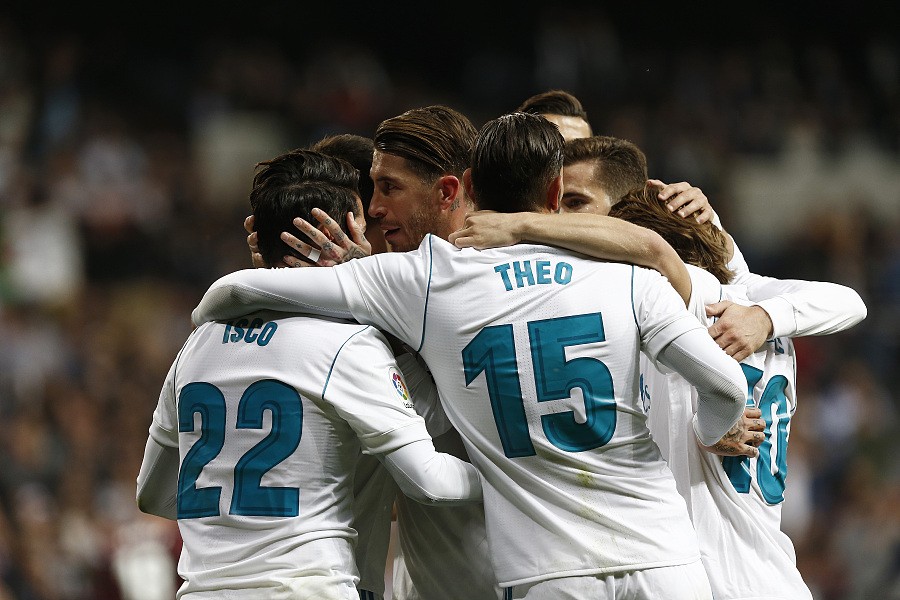 巴萨本赛季国家德比第四球衣谍照：锯齿条纹纪念05年国家德比（巴萨本季国家德比第四球衣曝光：锯齿纹致敬2005年国家德比）