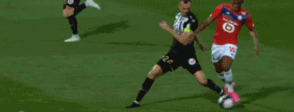 辽宁男篮王哲林豪取40分带队取胜