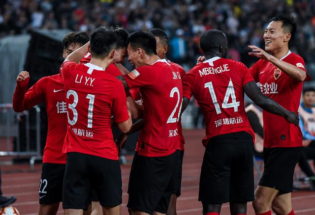 阿诺德或伤缺两个月！皇马赛程：12月欧冠战曼城，明年1月西超杯（阿诺德恐伤停两月！皇马12月欧冠战曼城，明年1月征战西超杯）