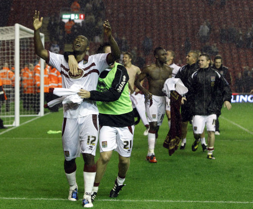 国王杯半场：格列兹曼破门，马竞2-1巴利阿里竞技（国王杯半场战报：格列兹曼建功，马竞2-1领先巴利阿里竞技）