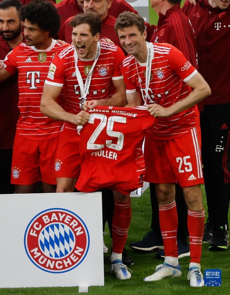 阿斯：诺坎普的主队更衣室还没装修好，巴萨已要求尽快完工（阿斯报：诺坎普主队更衣室仍未完工，巴萨已催促加快进度）