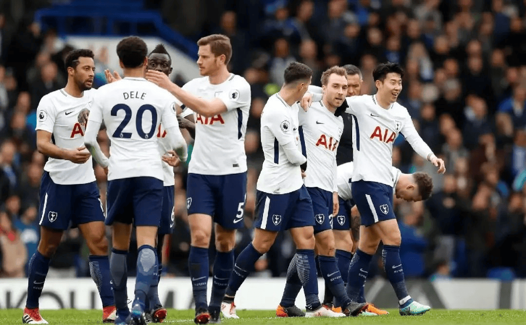 图片报：于帕经纪人确实与皇马有过接触，但双方尚未达成协议（图片报：于帕经纪人曾与皇马接洽，双方至今未达成一致）